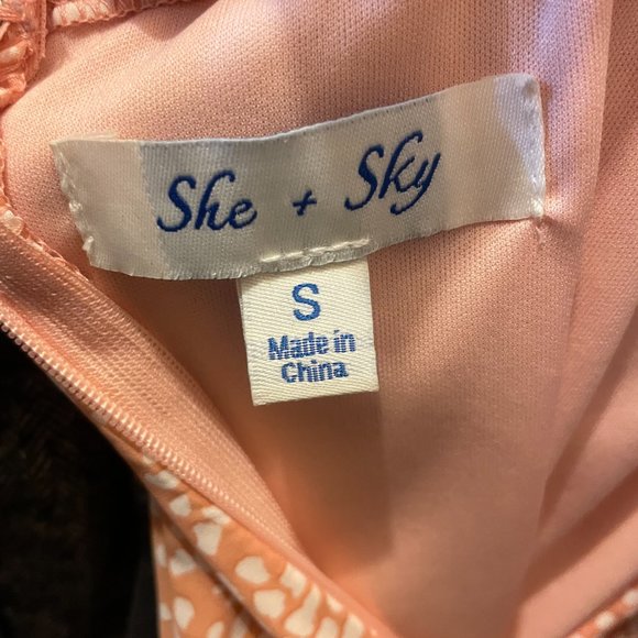 Printed Ruffle Romper - Picture 6 of 6